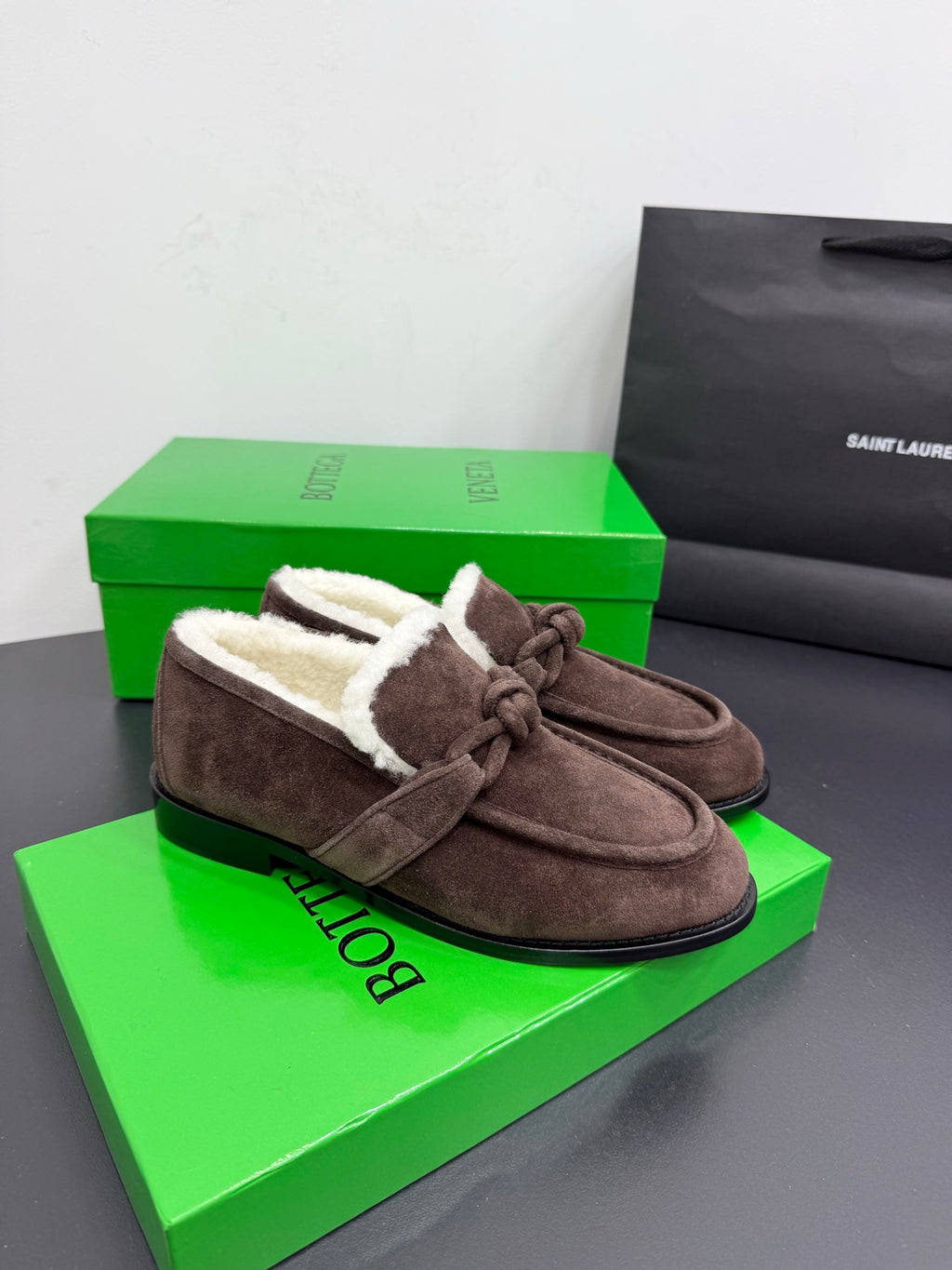 Bottega Veneta 40.41.42 Black & Green Loafers EU 35-42 Edition 5 - detail image 2