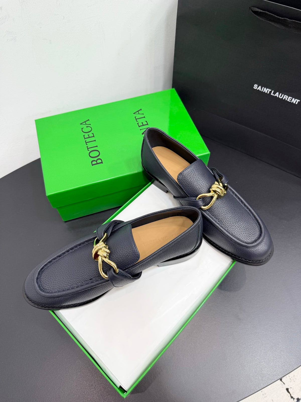 Bottega Veneta 40.41.42 Black & Green Loafers EU 35-42 Edition 8 - detail image 5