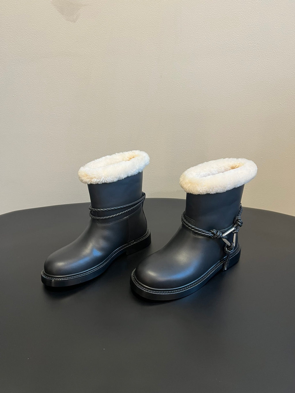 Bottega Veneta Black Boots EU 35-41 Edition 6 - detail image 2