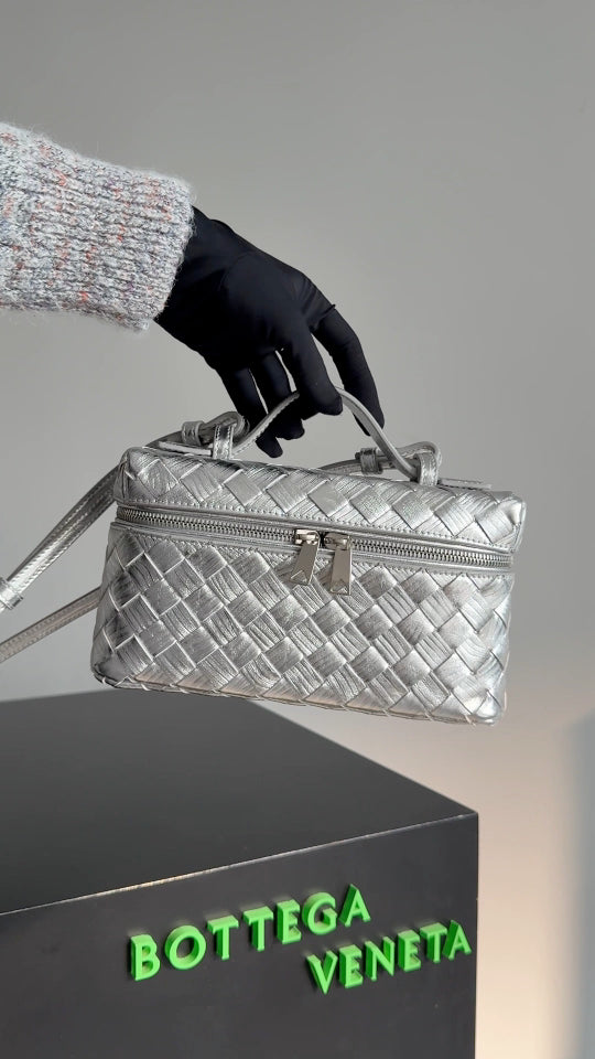 Bottega Veneta Silver & Black Designer Handbag Edition 3