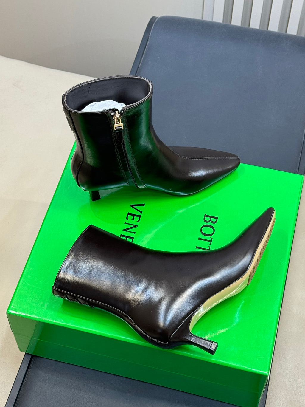 Bottega Veneta Black & Green Designer Shoes EU 35-41 Edition 15 - detail image 6