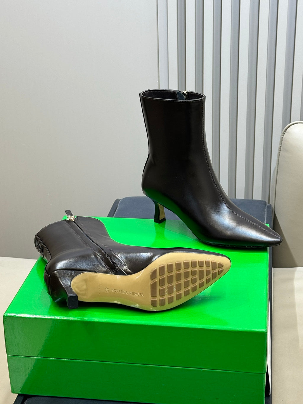 Bottega Veneta Black & Green Designer Shoes EU 35-41 Edition 15 - detail image 9