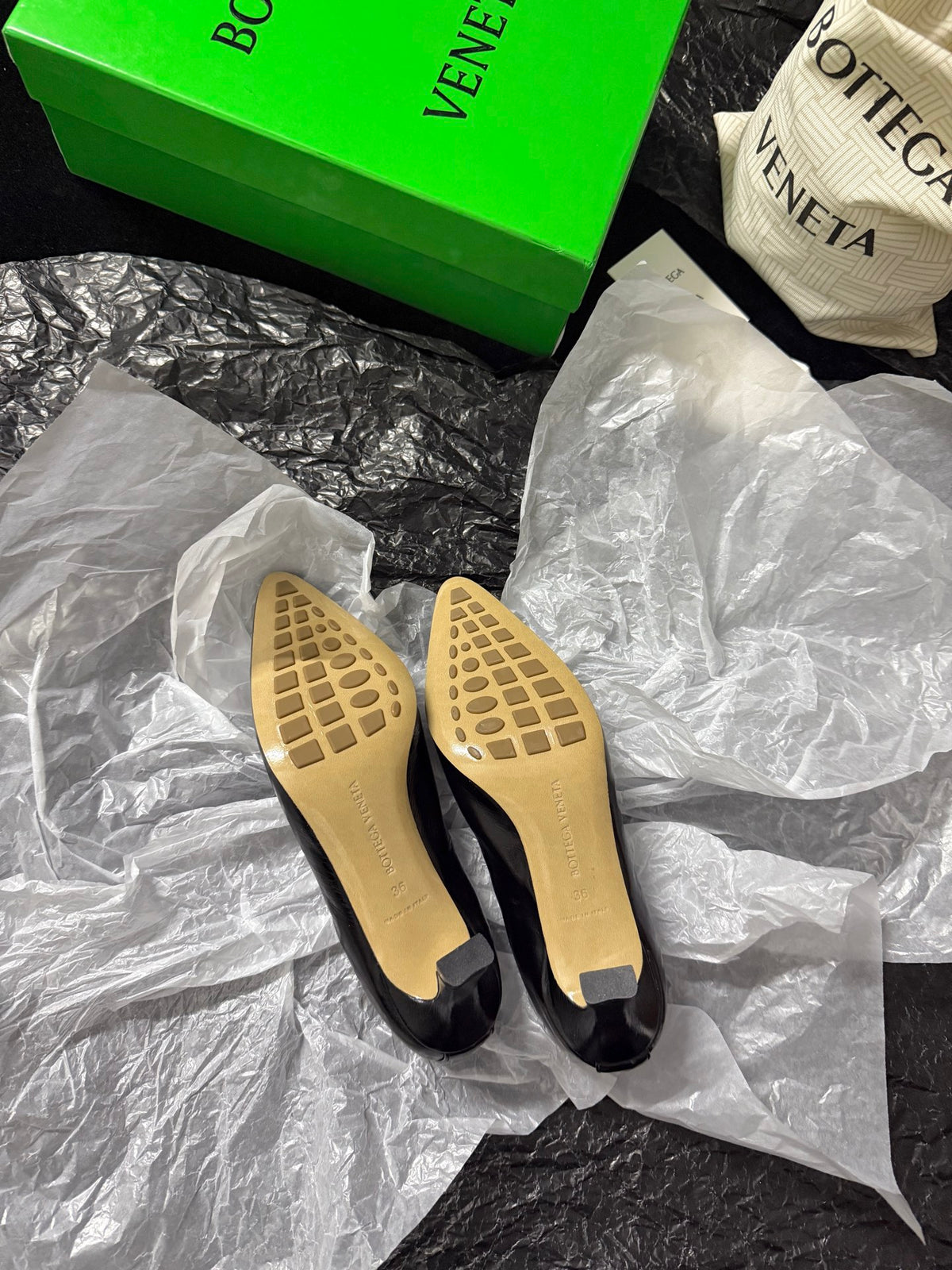 Bottega Veneta 40.41.42 Black & Green Heels EU 35-39 - detail image 9