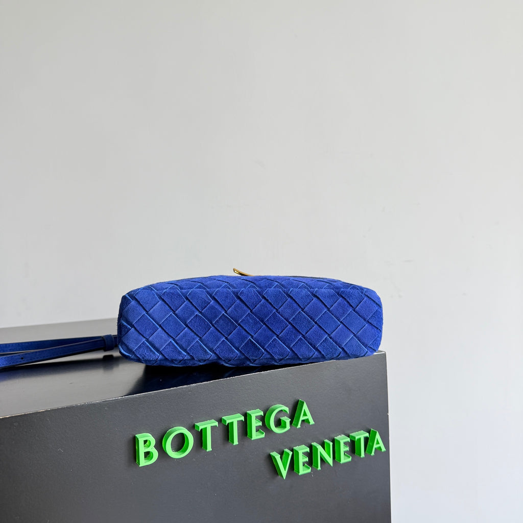 Bottega Veneta 789109 Blue Designer Handbag - detail image 5