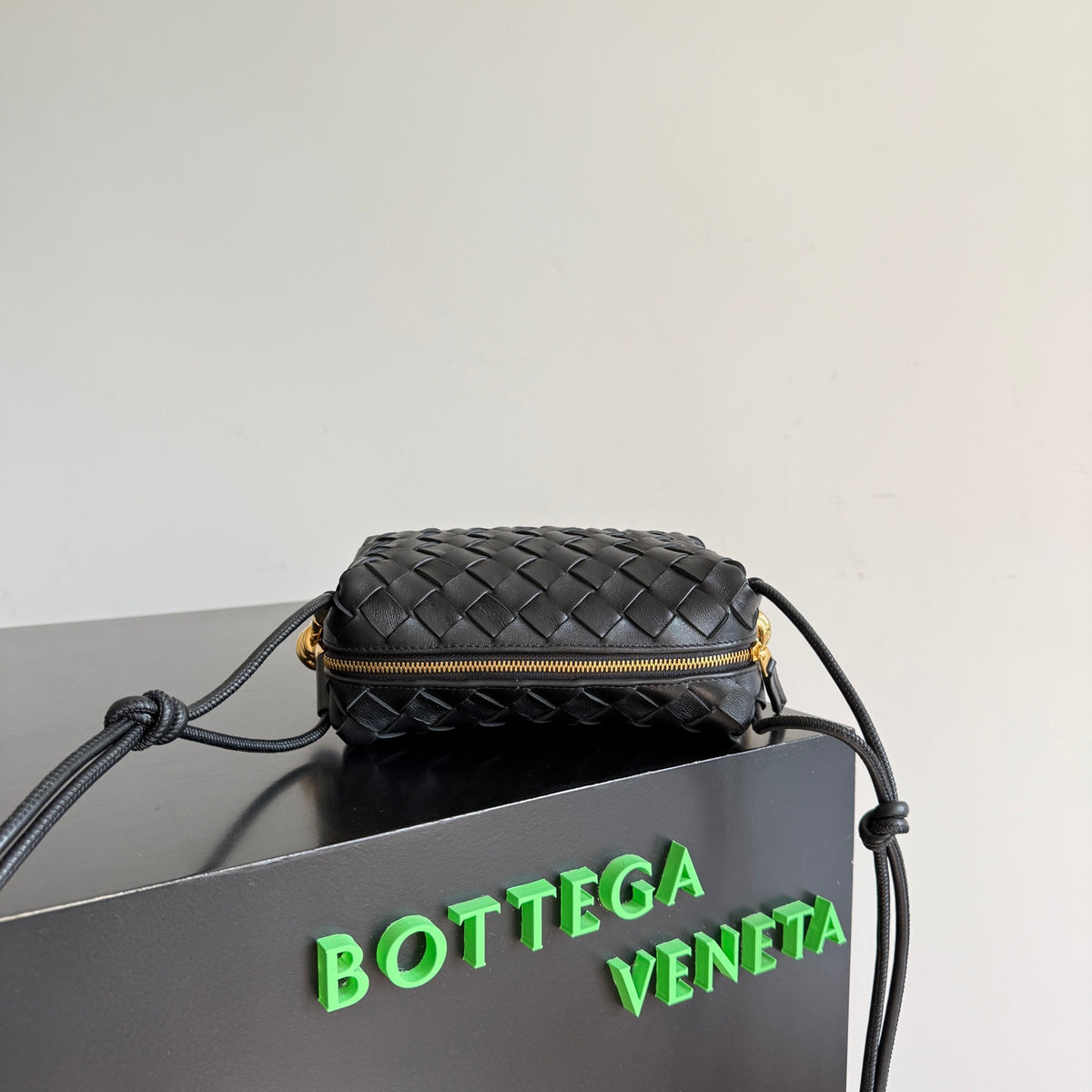 Bottega Veneta 736125 Black Mini Bag - detail image 5