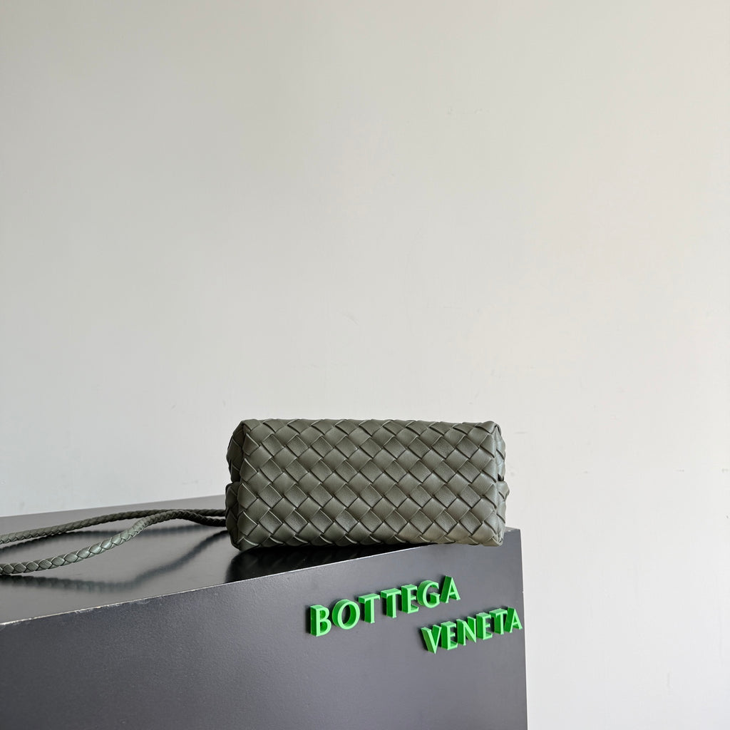 Bottega Veneta 743568 Black Designer Handbag Edition 2 - detail image 5