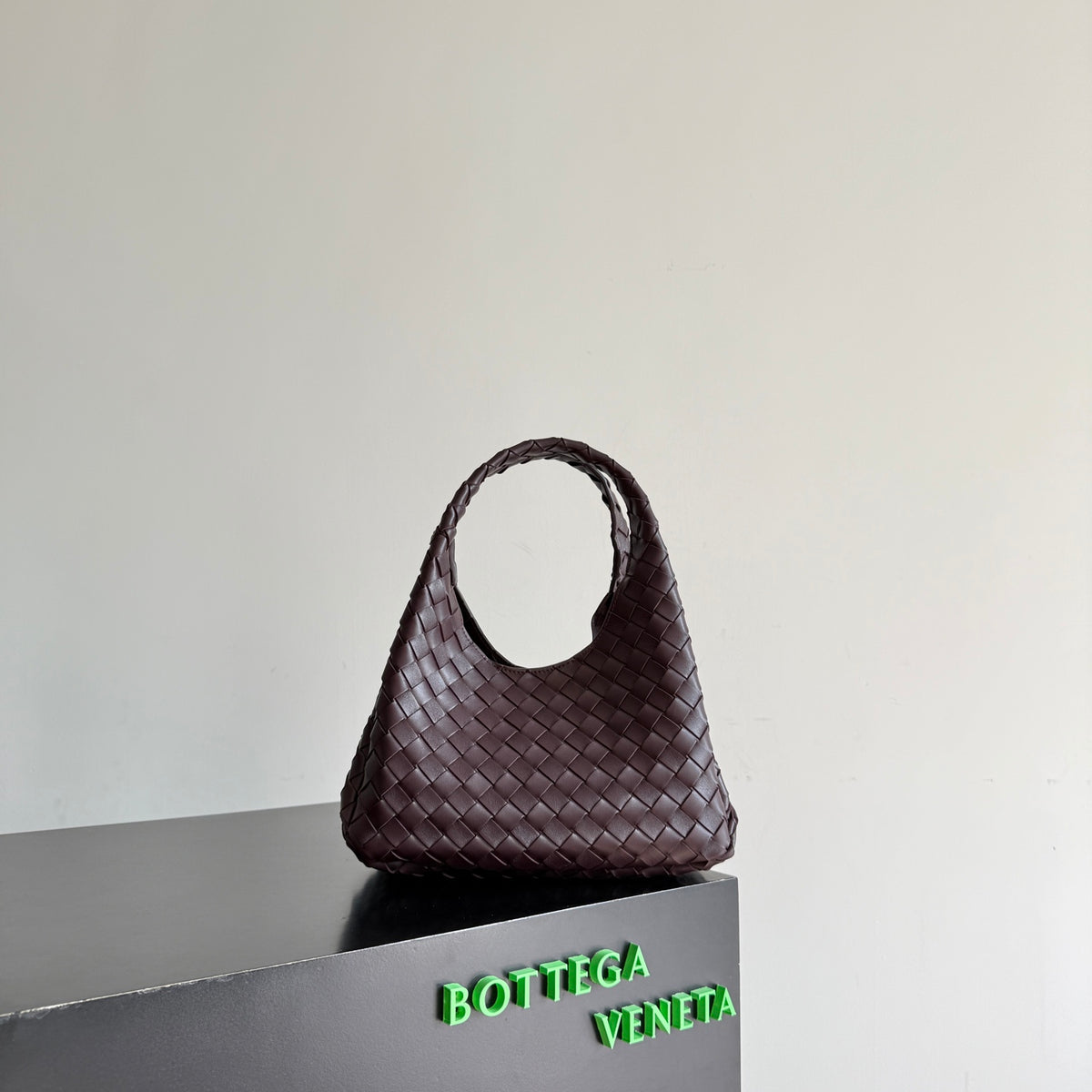 Bottega Veneta 854248 Black Designer Handbag