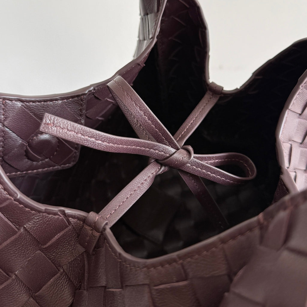 Bottega Veneta 854248 Black Designer Handbag - detail image 5