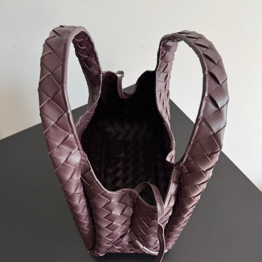 Bottega Veneta 854248 Black Designer Handbag - detail image 6
