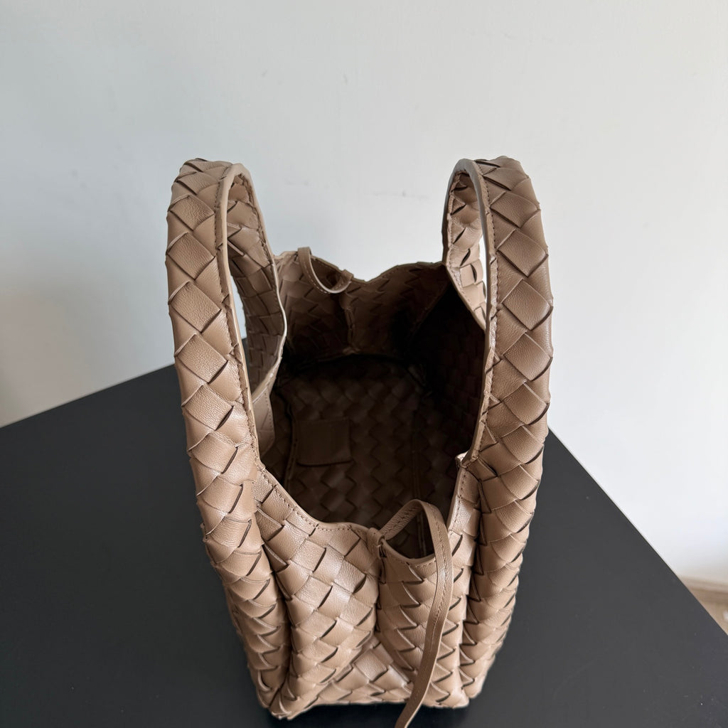 Bottega Veneta 854248 Brown Designer Handbag - detail image 6