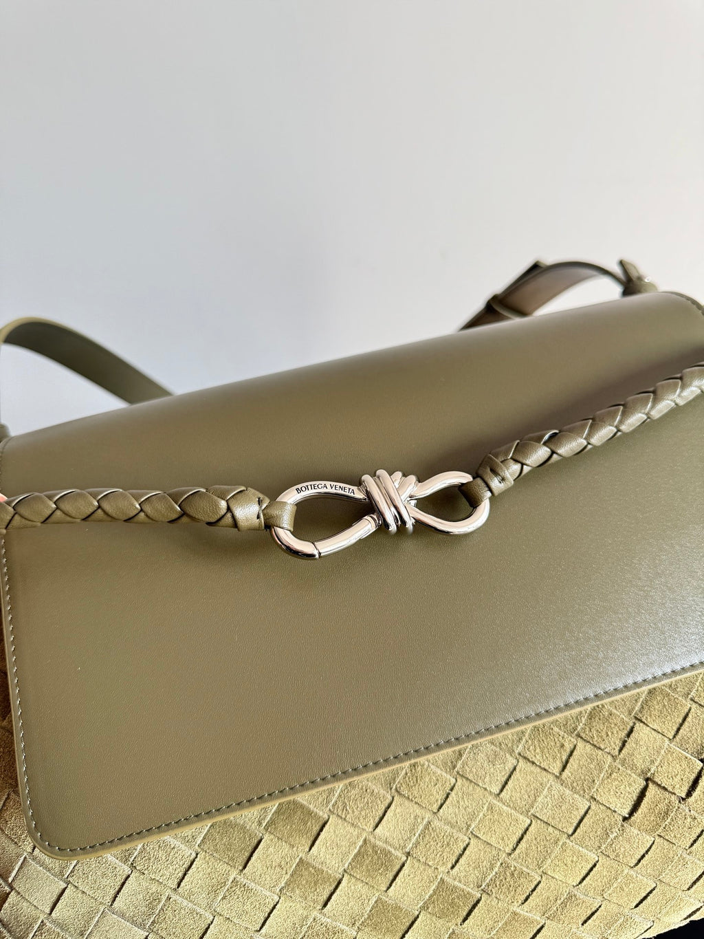 Bottega Veneta 807715 Olive Green Designer Handbag - detail image 5