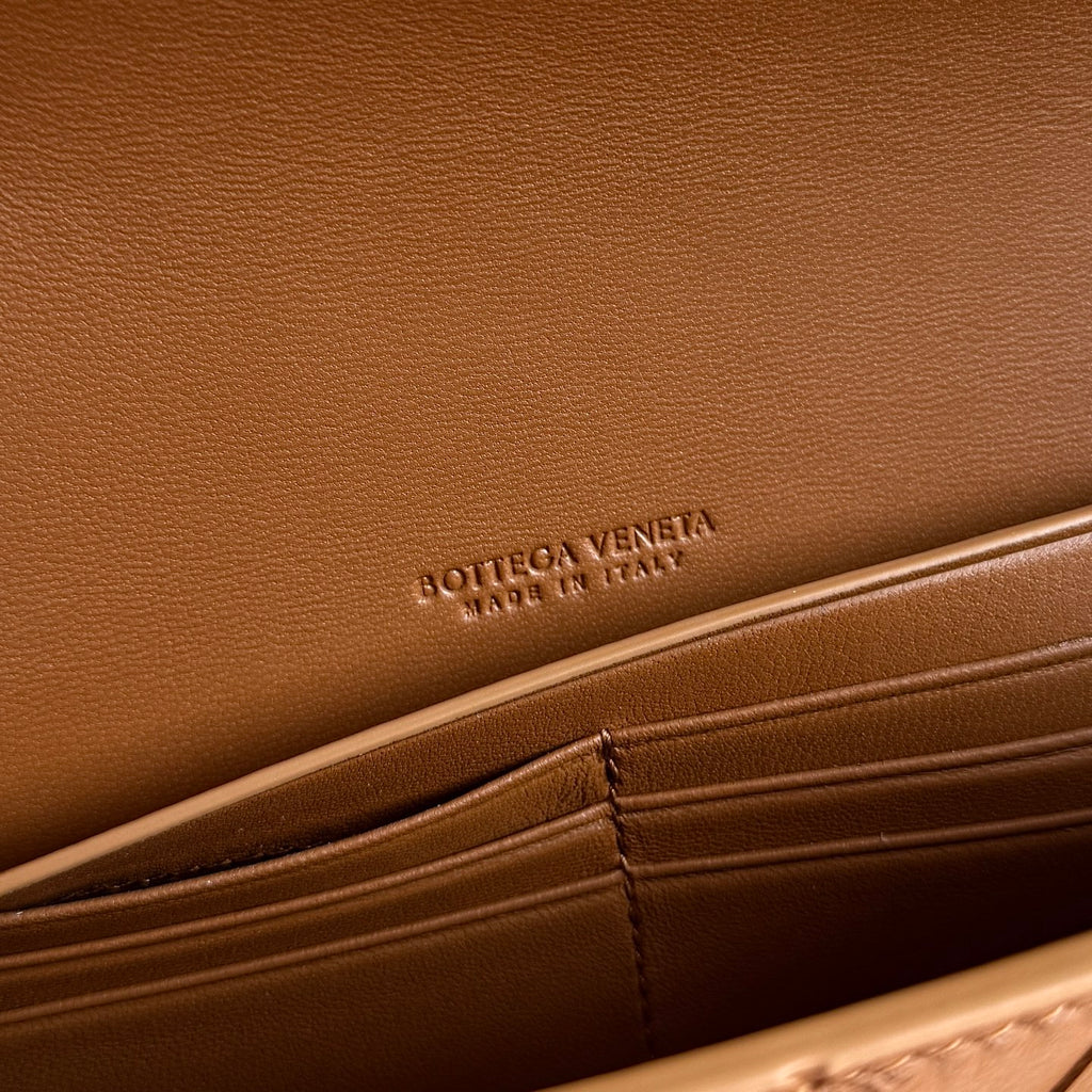 Bottega Veneta 741511 Brown Designer Handbag - detail image 7