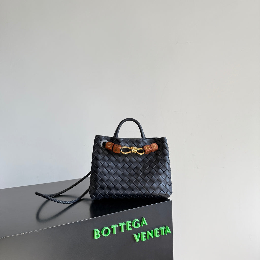 Bottega Veneta 743568 Black Designer Handbag Edition 6 - detail image 3