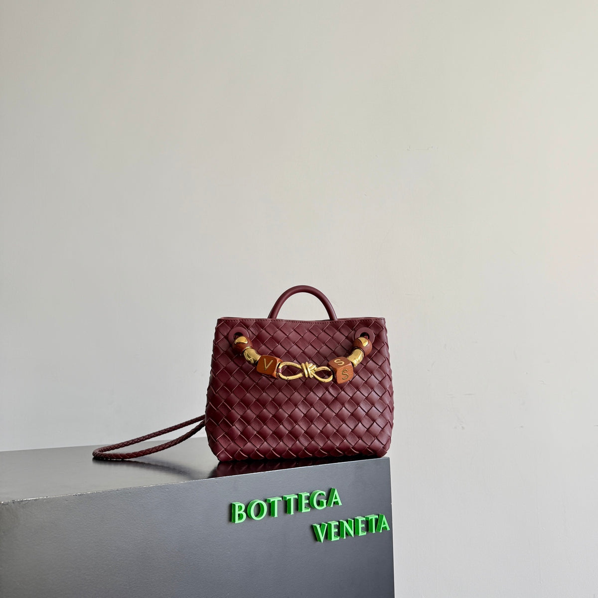 Bottega Veneta 743568 Black & Red Designer Handbag