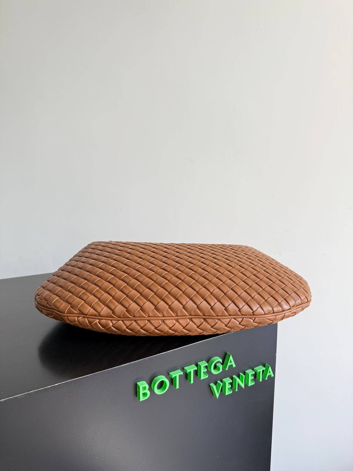 Bottega Veneta 856737 Brown Hobo Bag - detail image 3