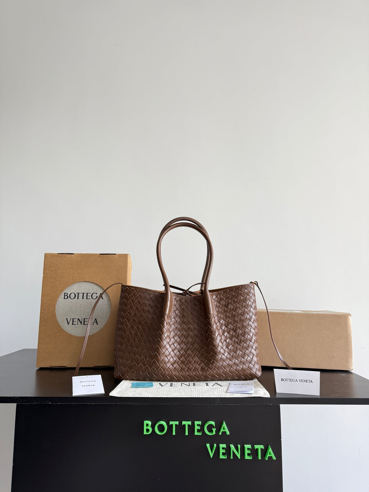 Bottega Veneta Black & Brown Designer Handbag Edition 6