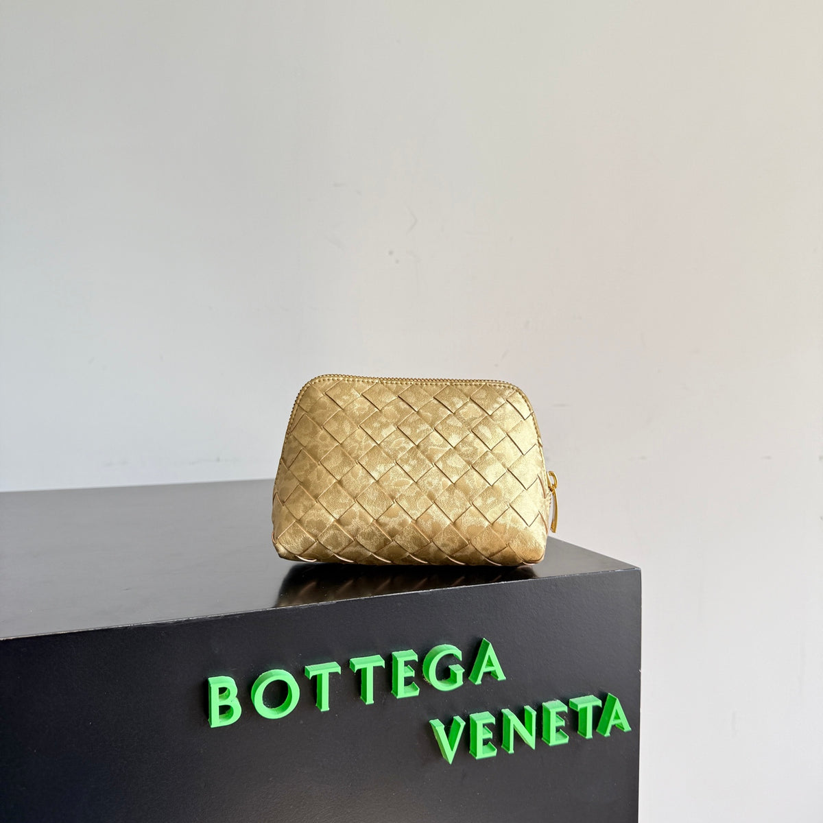 Bottega Veneta 764044 Black Designer Handbag
