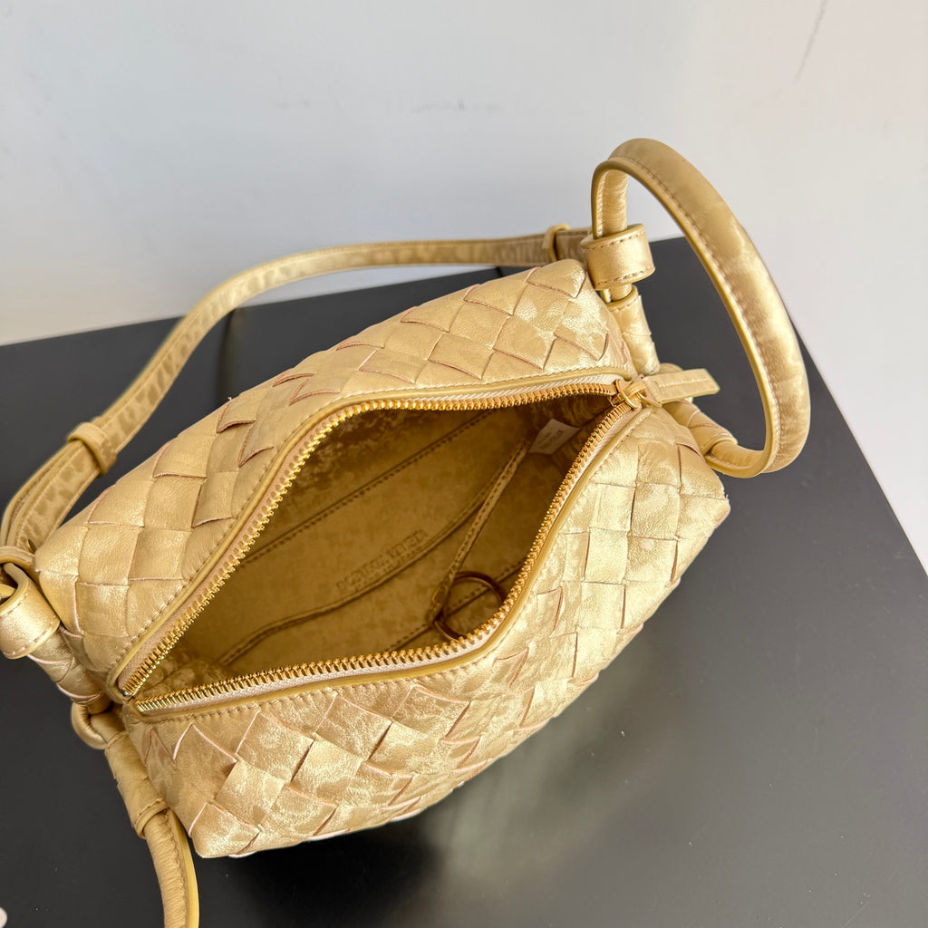 Bottega Veneta 844285 Silver Designer Handbag - detail image 9