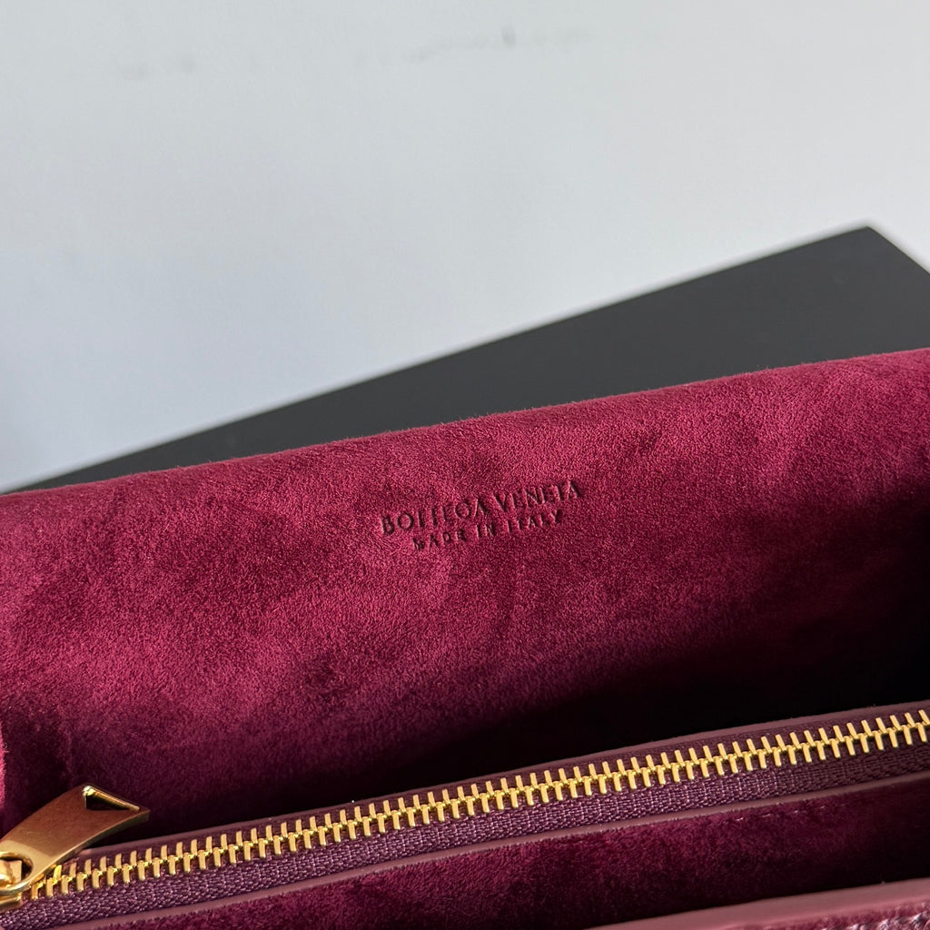 Bottega Veneta 843893 Black Clutch Bag Edition 4 - detail image 5