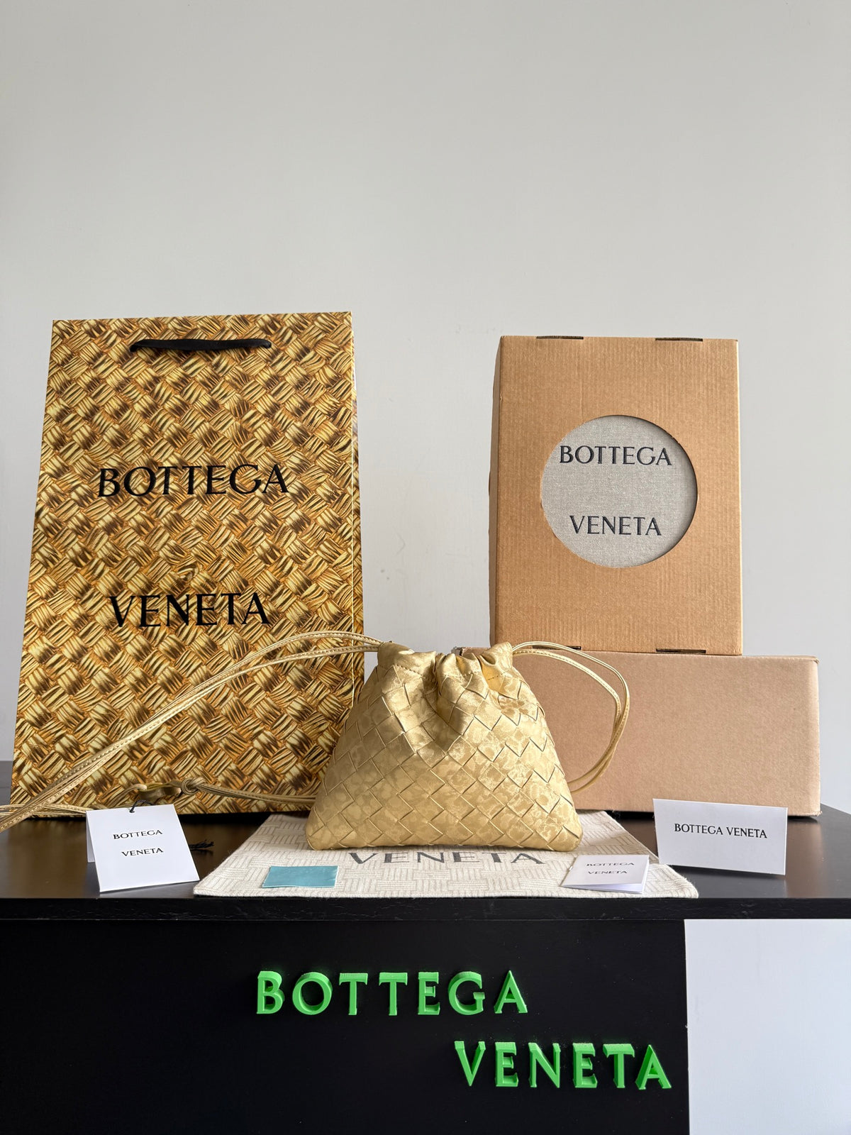 Bottega Veneta Rose Gold Designer Handbag Edition 9