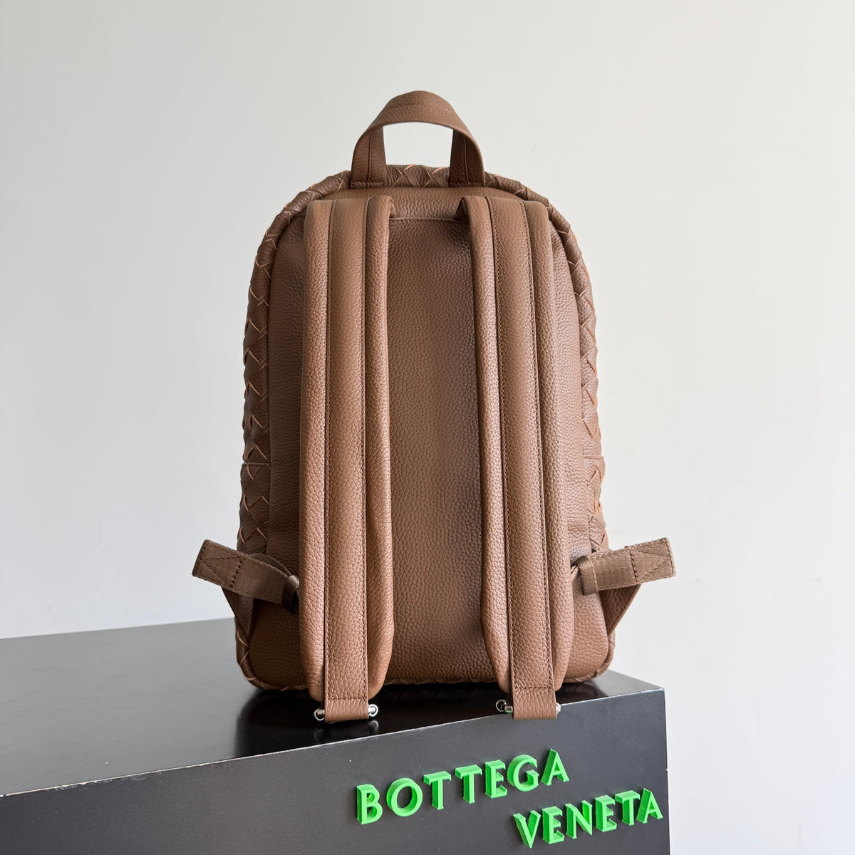 Bottega Veneta 833158 Brown Designer Handbag - detail image 3