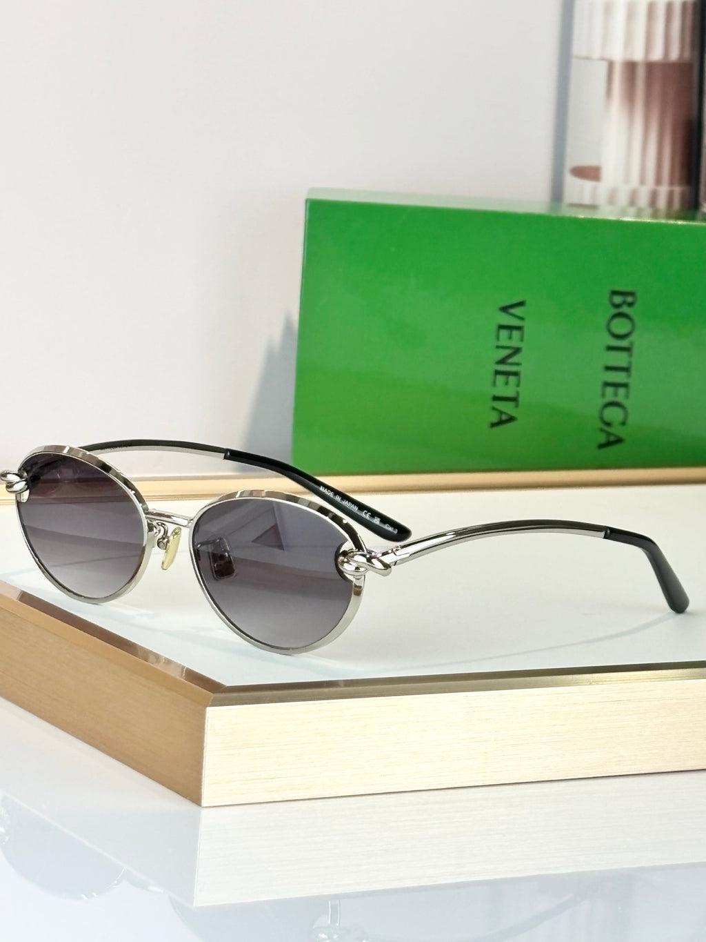 Bottega Veneta BV40072U Green Designer Sunglasses 55-17-142 mm