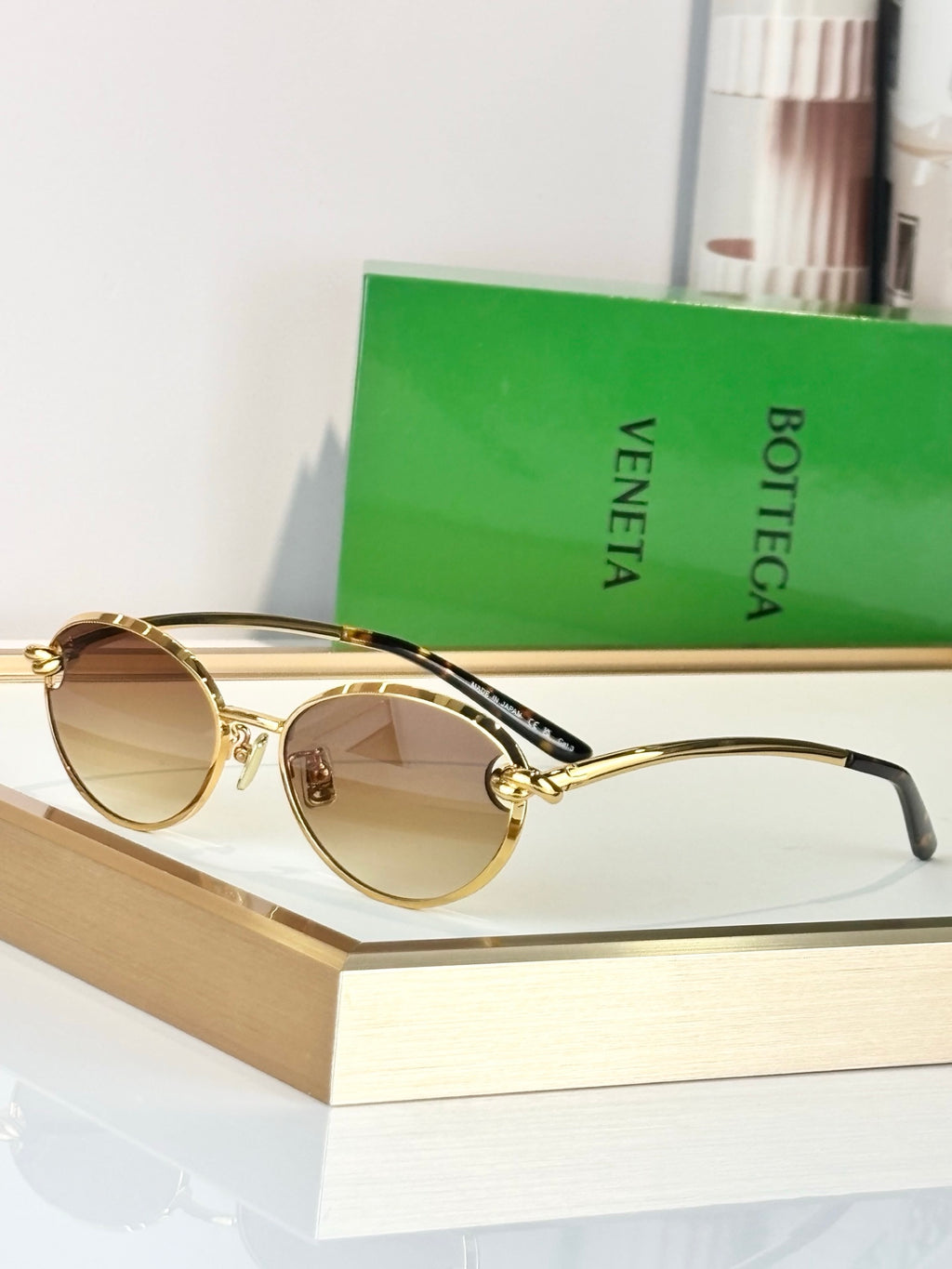 Bottega Veneta BV40072U Green Designer Sunglasses 55-17-142 mm - detail image 7