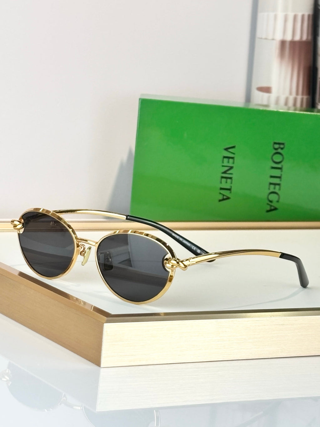 Bottega Veneta BV40072U Green Designer Sunglasses 55-17-142 mm - detail image 6