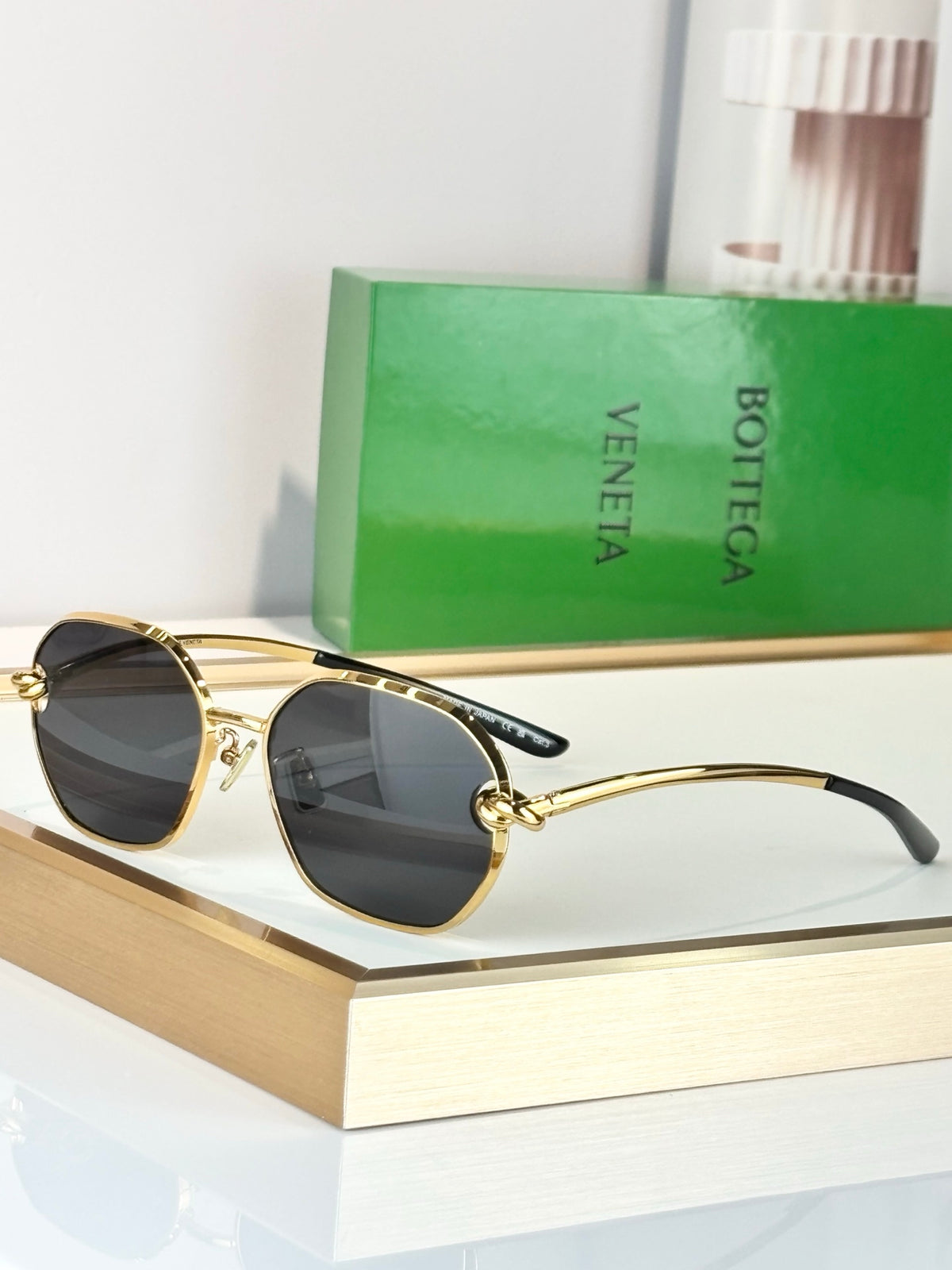 Bottega Veneta BV40073U Green Designer Sunglasses 59-18-142 mm - detail image 6