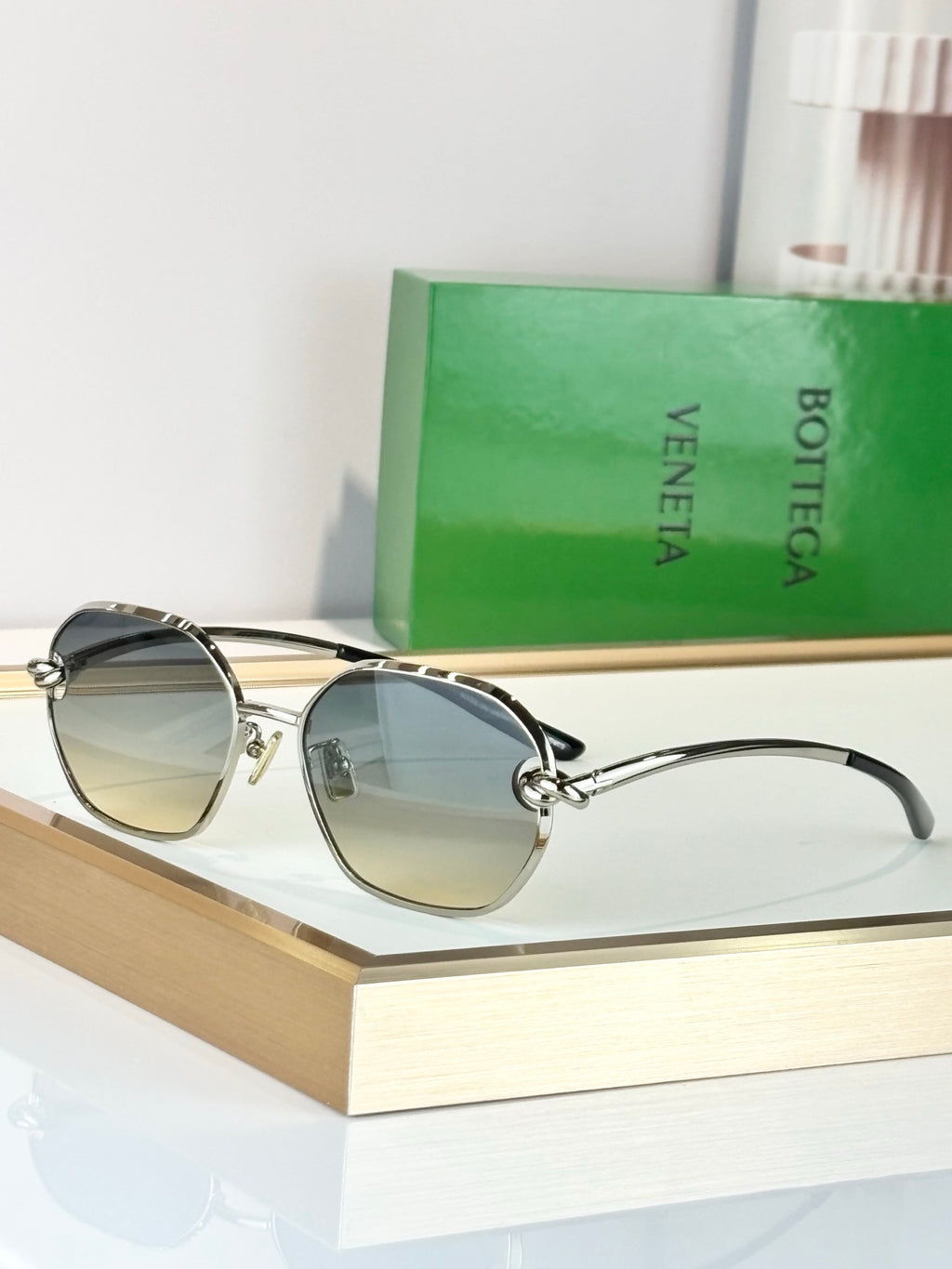 Bottega Veneta BV40073U Green Designer Sunglasses 59-18-142 mm - detail image 7