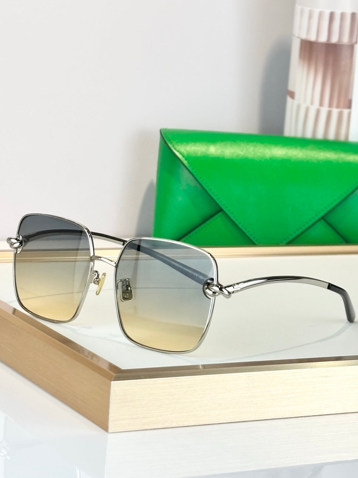 Bottega Veneta BV40074U Green Designer Sunglasses 58-18-142 mm - detail image 7