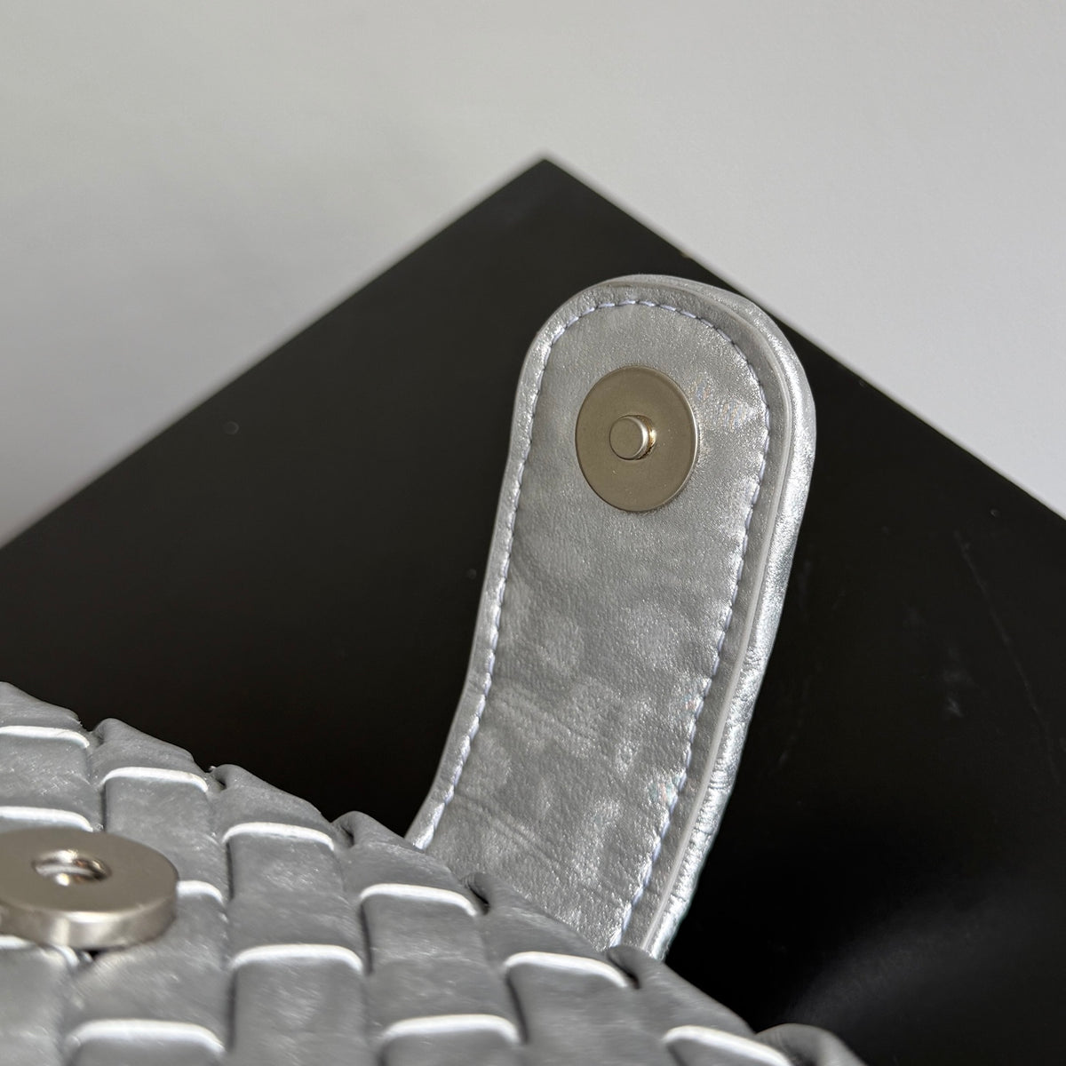 Bottega Veneta 804038 Black Clutch Bag - detail image 5
