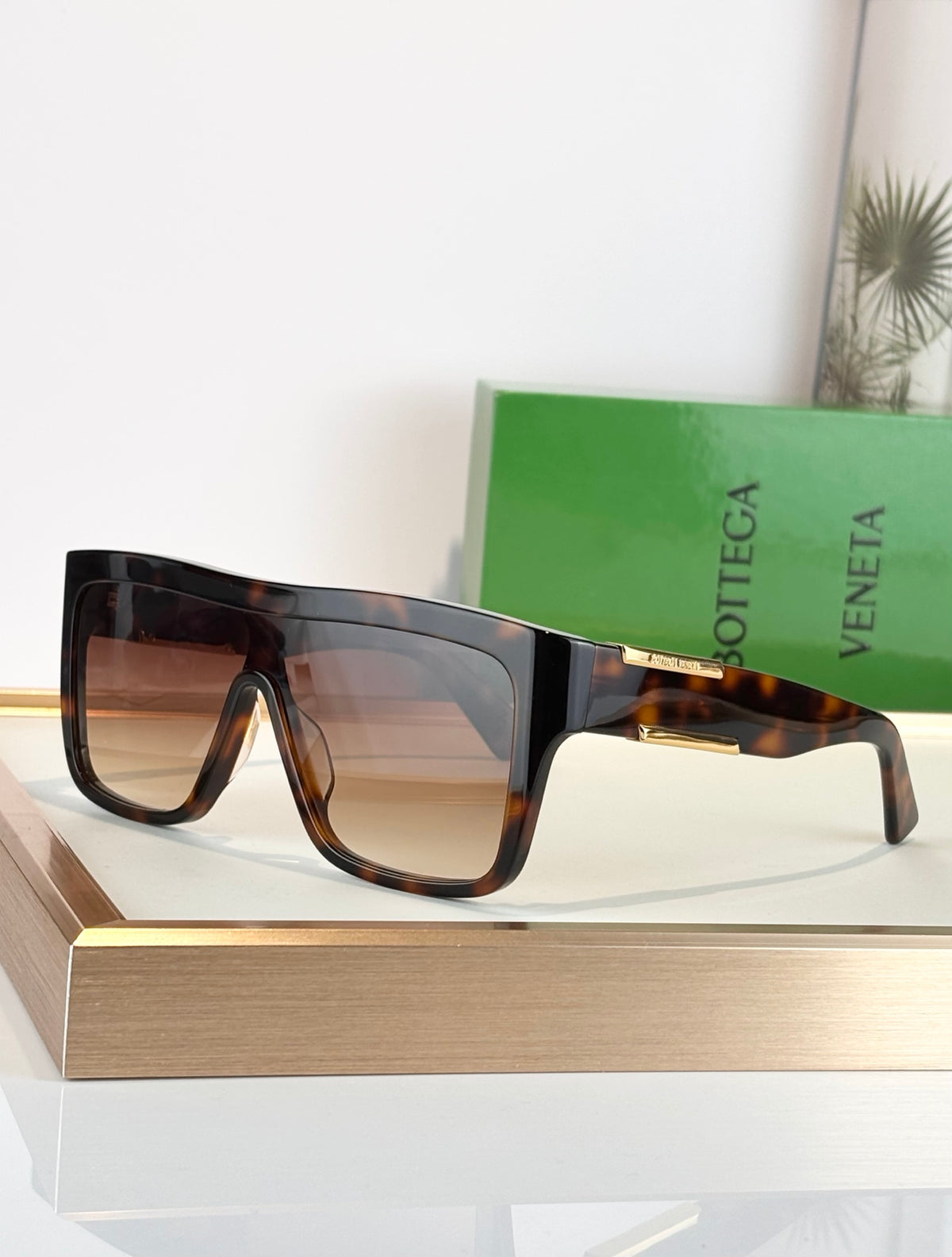 Bottega Veneta BV1451S Brown & Green Designer Sunglasses - detail image 2