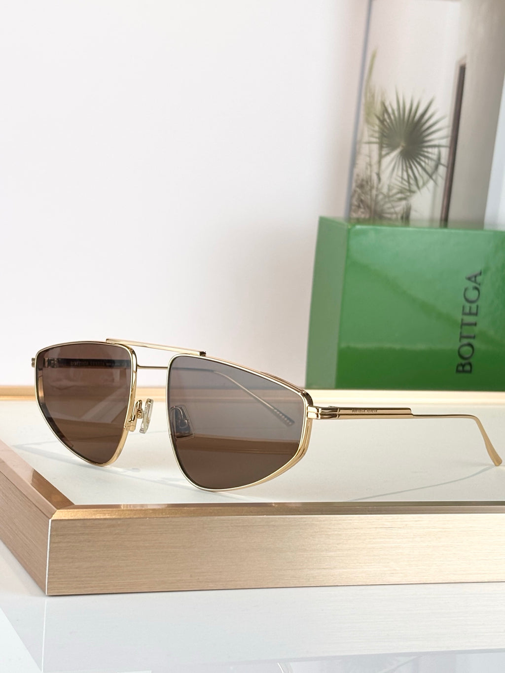 Bottega Veneta BV1466S Green Designer Sunglasses 59-19-140 mm