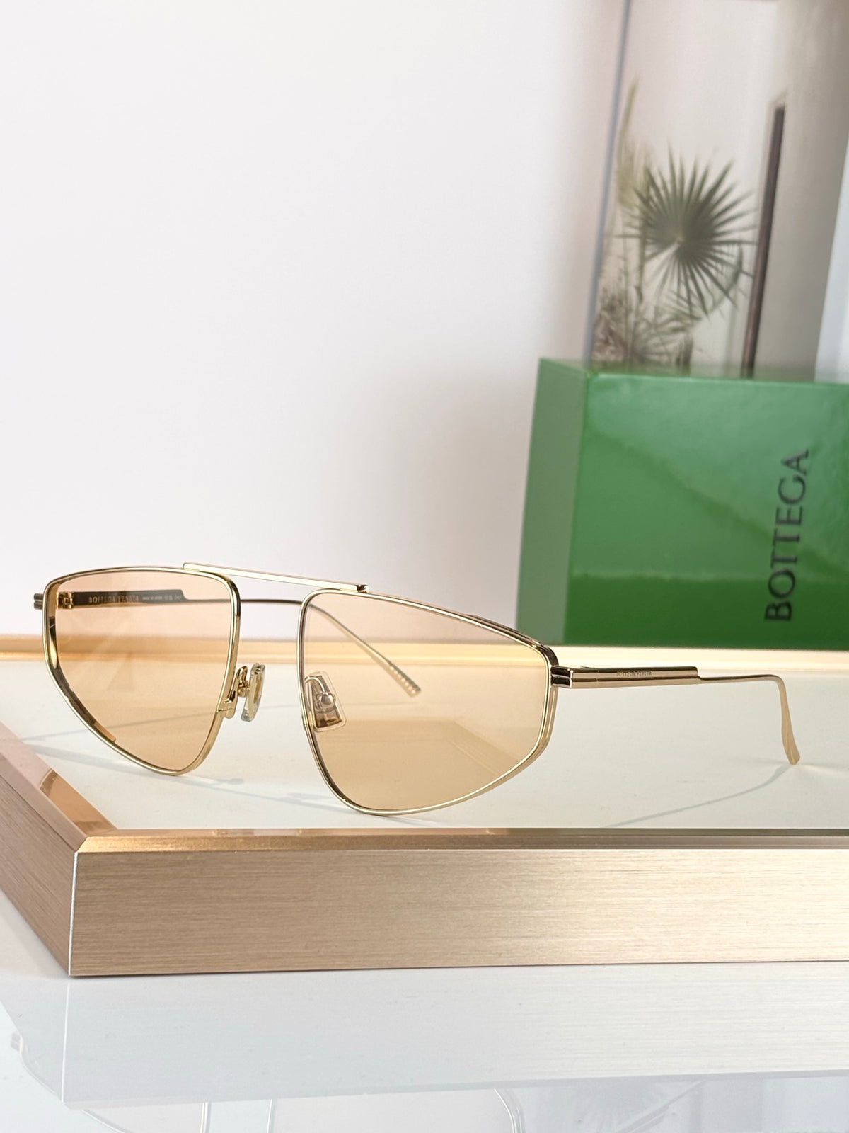 Bottega Veneta BV1466S Green Designer Sunglasses 59-19-140 mm - detail image 4