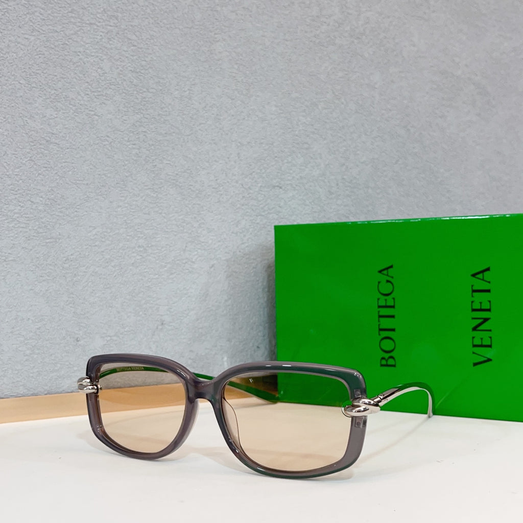 Bottega Veneta BV1440S Green Designer Sunglasses 55-17-145 mm - detail image 5