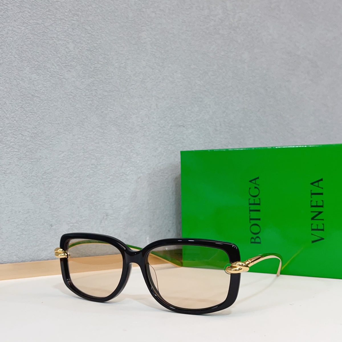 Bottega Veneta BV1440S Green Designer Sunglasses 55-17-145 mm - detail image 8