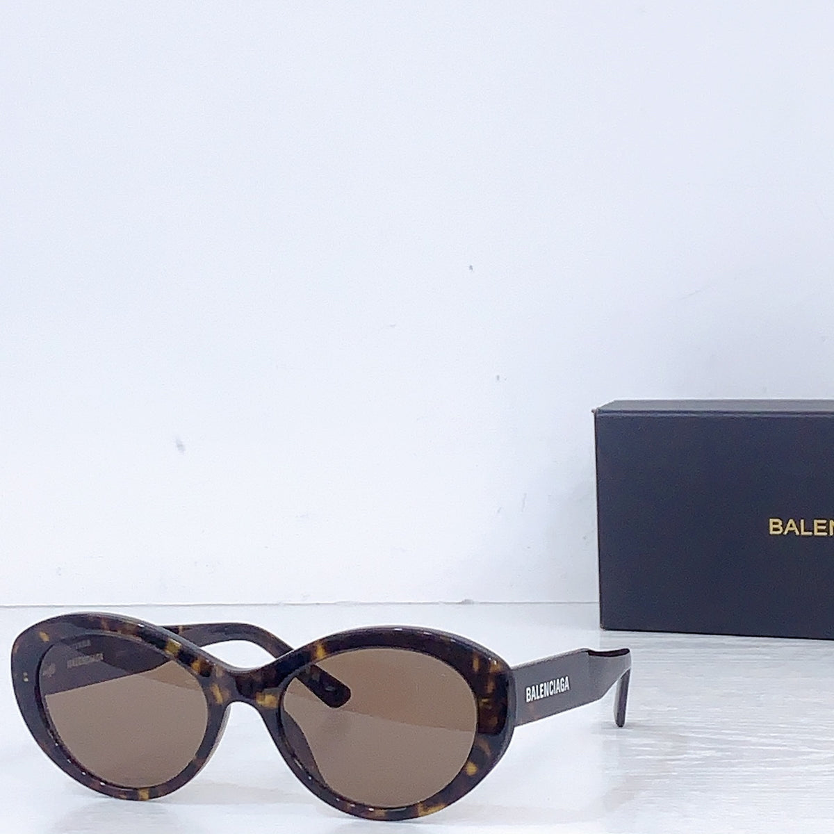 Balenciaga BB0446S Red & Blue Designer Sunglasses 56-20-145 mm - detail image 5