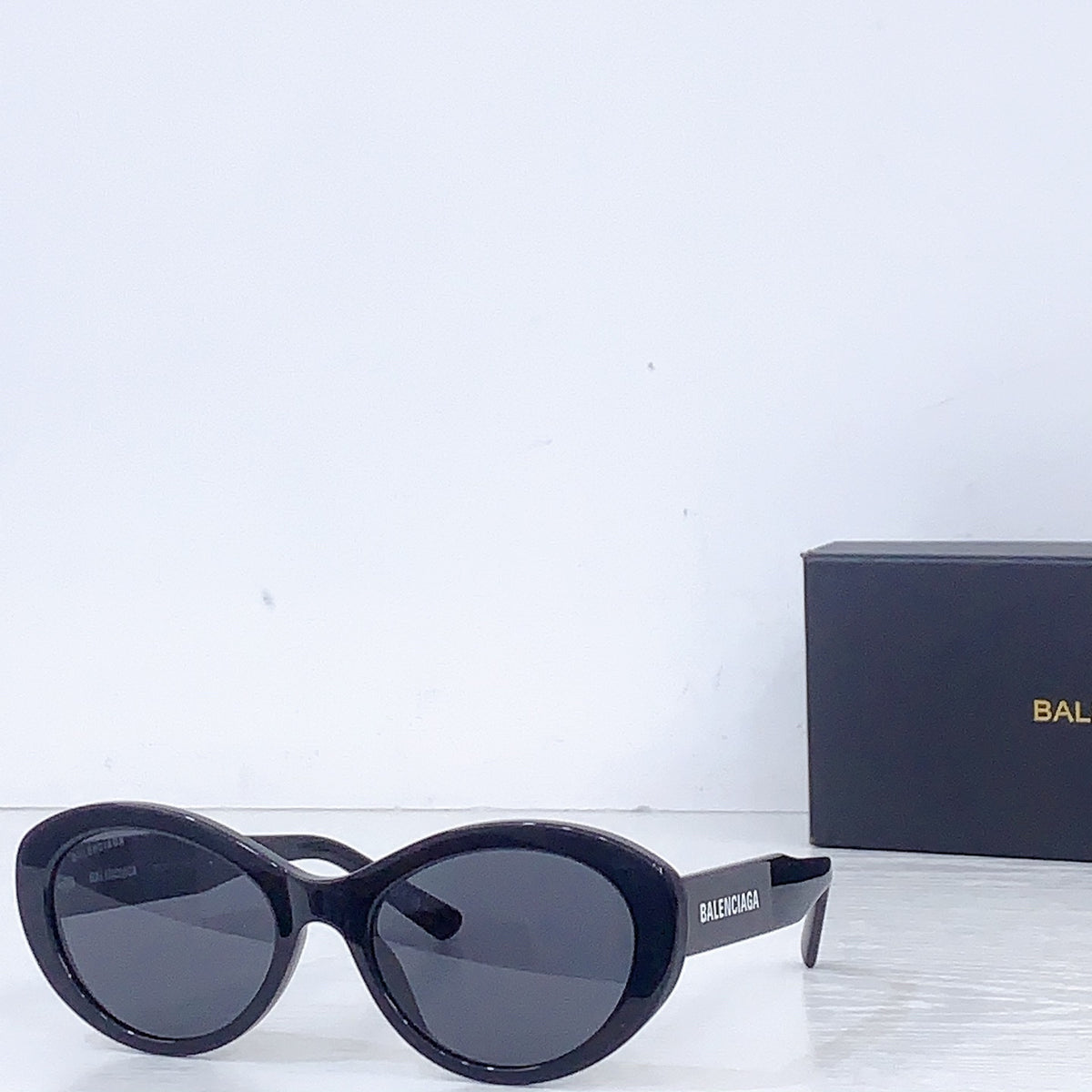 Balenciaga BB0446S Red & Blue Designer Sunglasses 56-20-145 mm - detail image 3