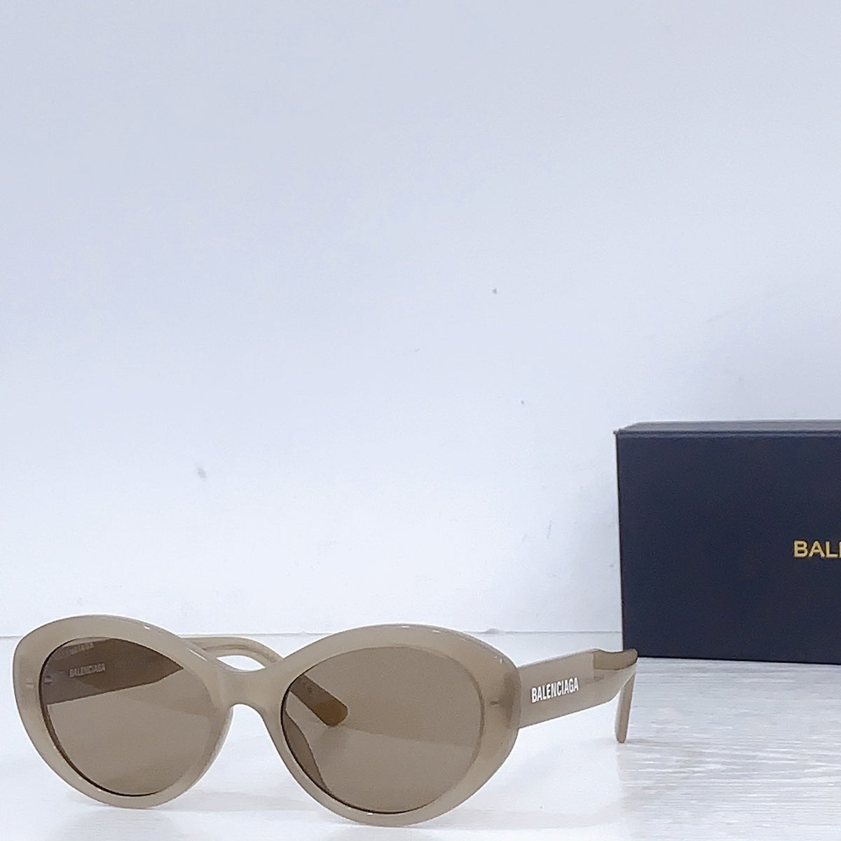 Balenciaga BB0446S Red & Blue Designer Sunglasses 56-20-145 mm - detail image 4