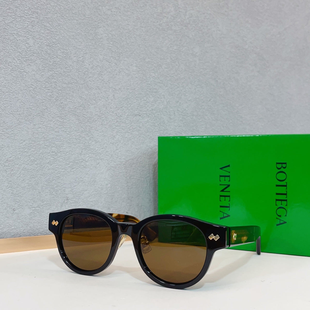 Bottega Veneta BV1405OA Green Designer Sunglasses 50-21-145 mm - detail image 4