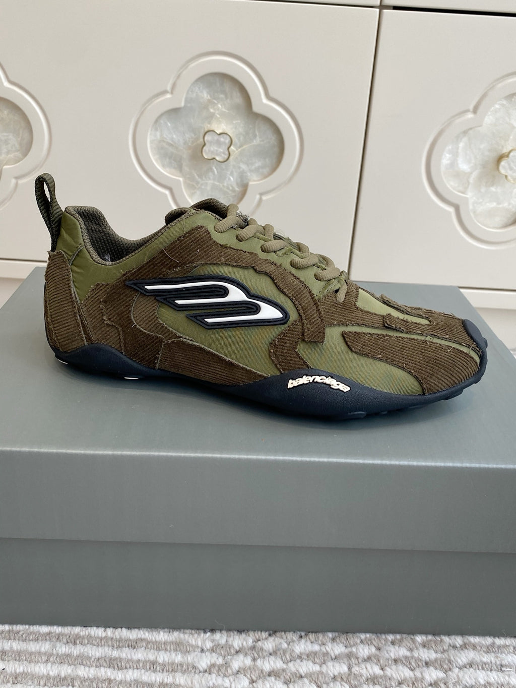 Balenciaga Black & Olive Green Designer Shoes EU 35-39 - detail image 4