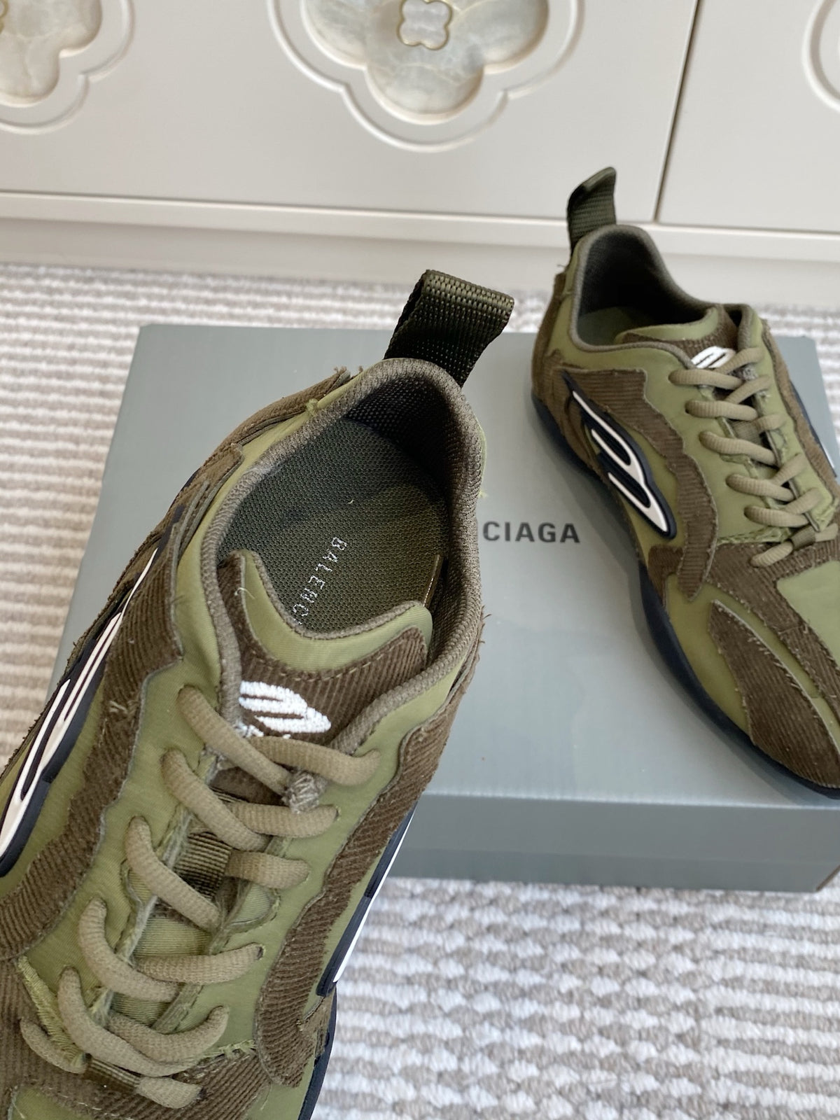 Balenciaga Black & Olive Green Designer Shoes EU 35-39 - detail image 7