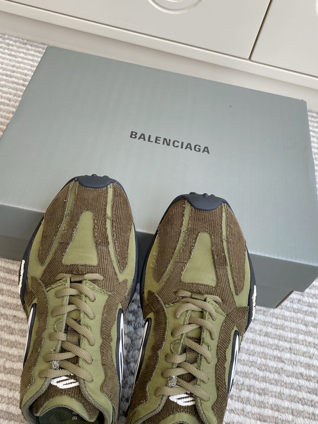 Balenciaga Black & Olive Green Designer Shoes EU 35-39 - detail image 6
