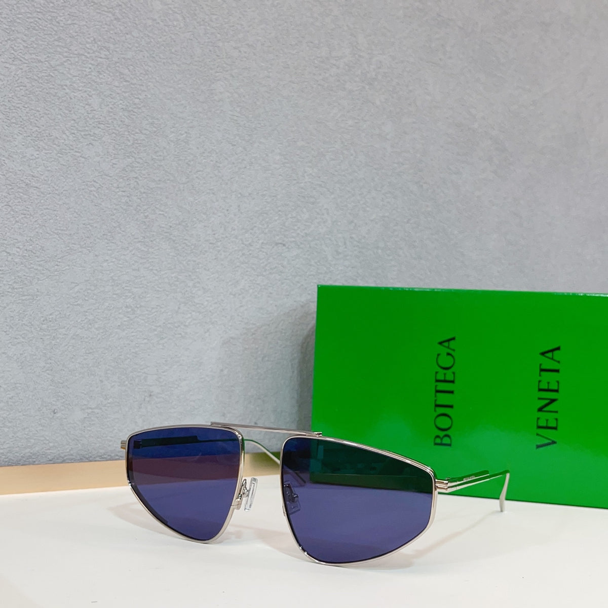 Bottega Veneta BV1466S Green Designer Sunglasses 59-18-140 mm Edition 2 - detail image 5