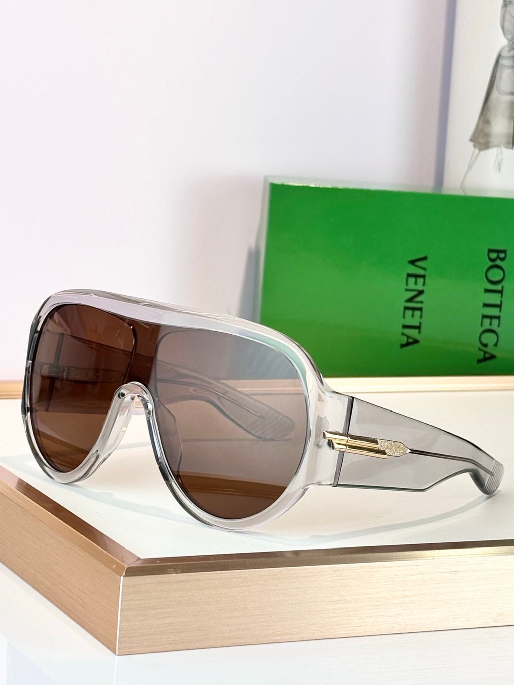 Bottega Veneta BV1345 Green Designer Sunglasses - detail image 8