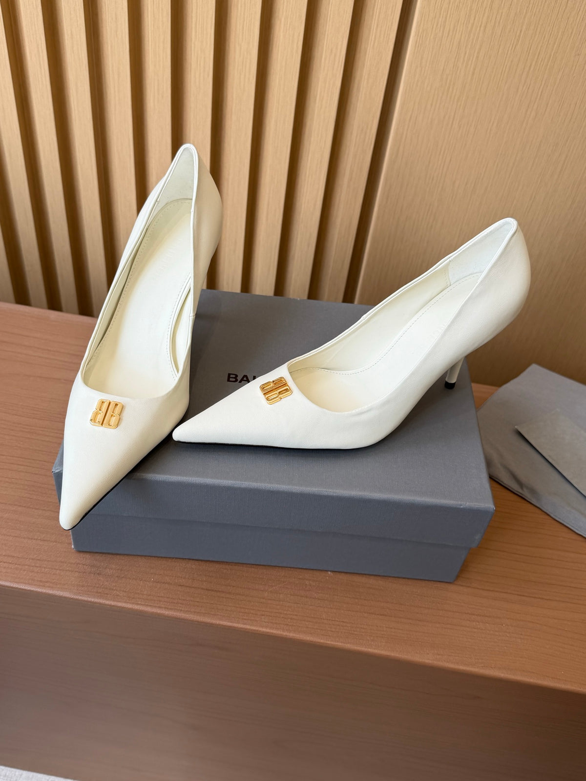 Balenciaga Rose Gold & Brown Designer Shoes EU 35-39 - detail image 4