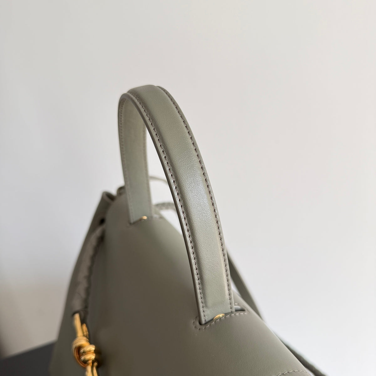 Bottega Veneta 817231 Black Designer Handbag - detail image 9