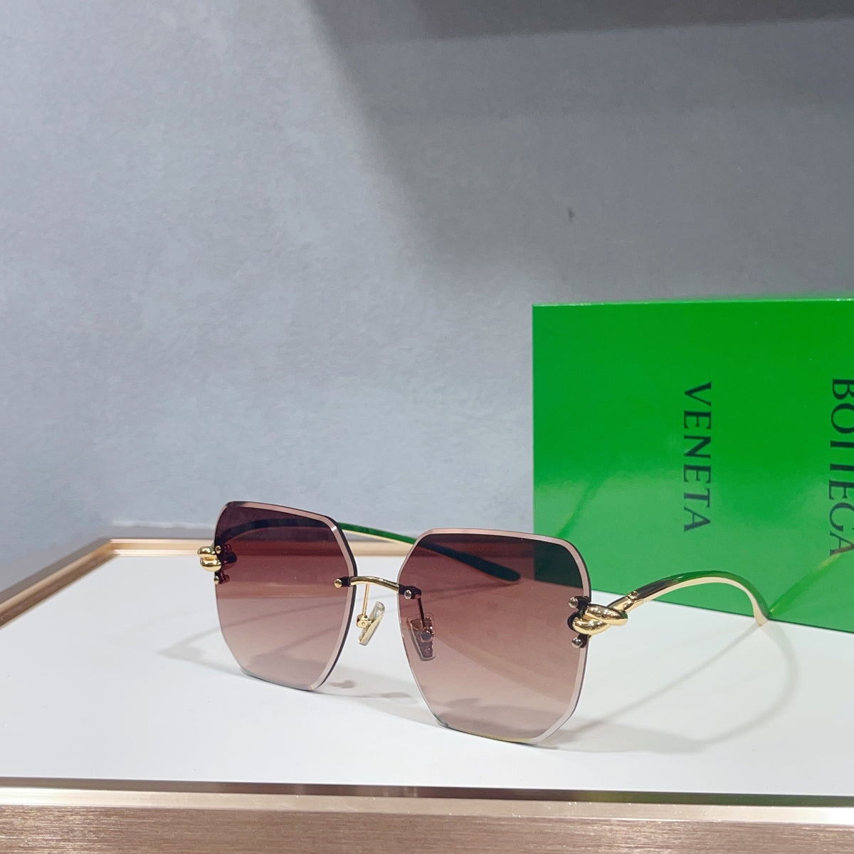 Bottega Veneta BV1438S Green Designer Sunglasses 58-12-145 mm Edition 2 - detail image 4