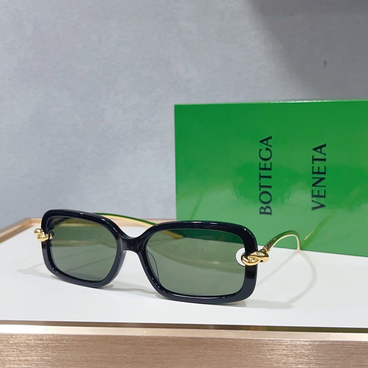 Bottega Veneta BV1439S Green Designer Sunglasses 56-14-145 mm Edition 2 - detail image 3